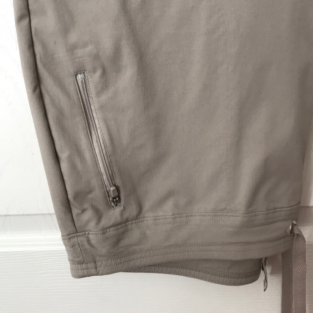 Vest and Pants - Picture 4 of 4